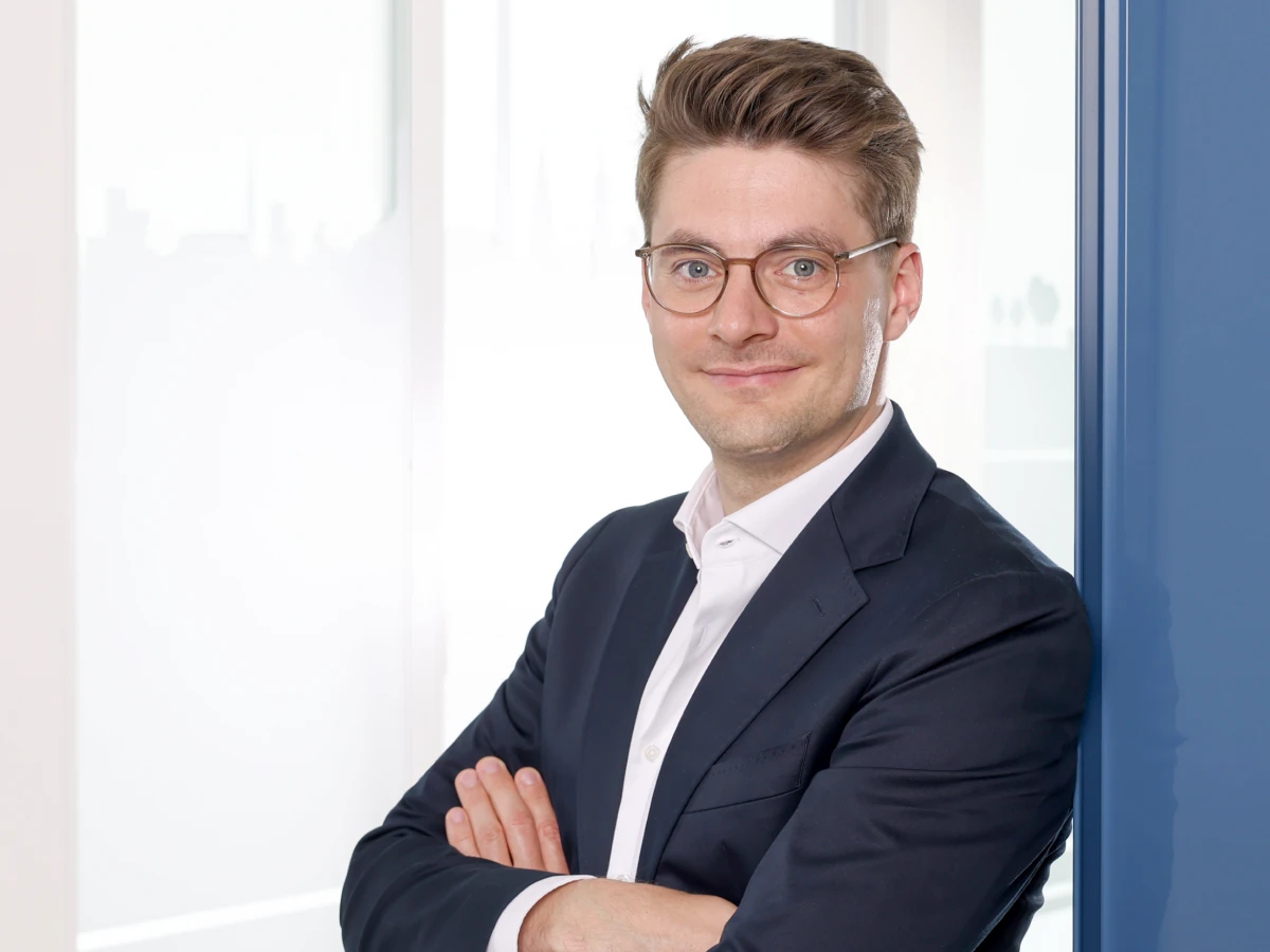 Dr. Alexander Holler